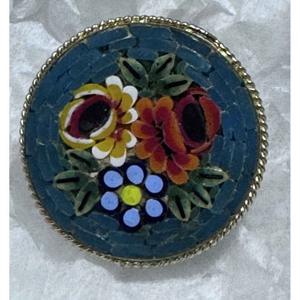Vintage ITALIAN Style MOSAIC Gold TONE FLORAL‎ PIN BROOCH - 1 inch diameter